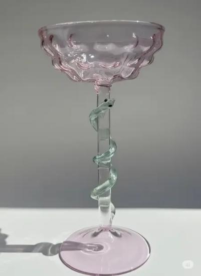 YEŞİL YILAN FİGÜRLÜ PEMBE KADEH